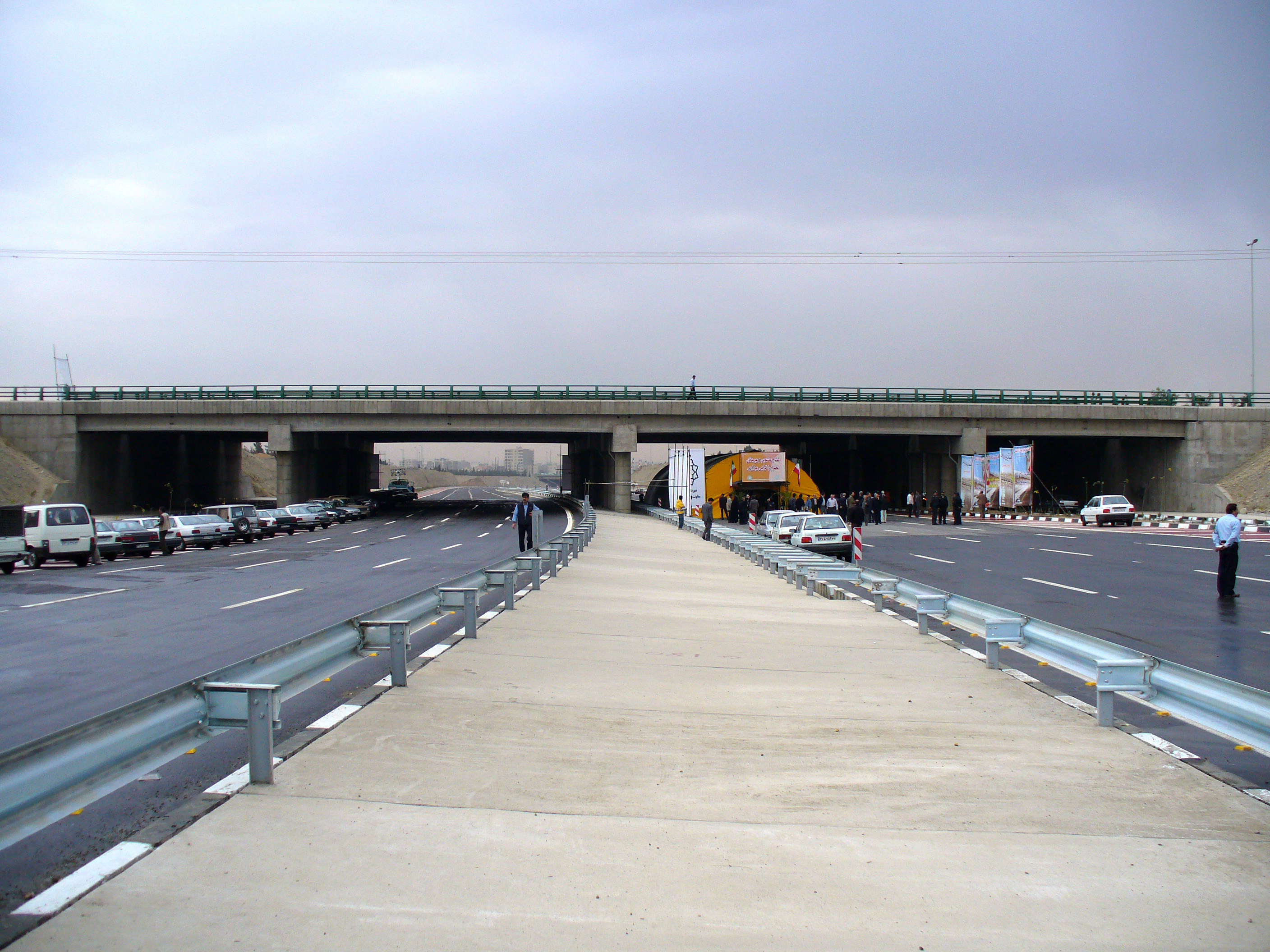 Azadegan highway intersection with Tehran-Karaj Freeway